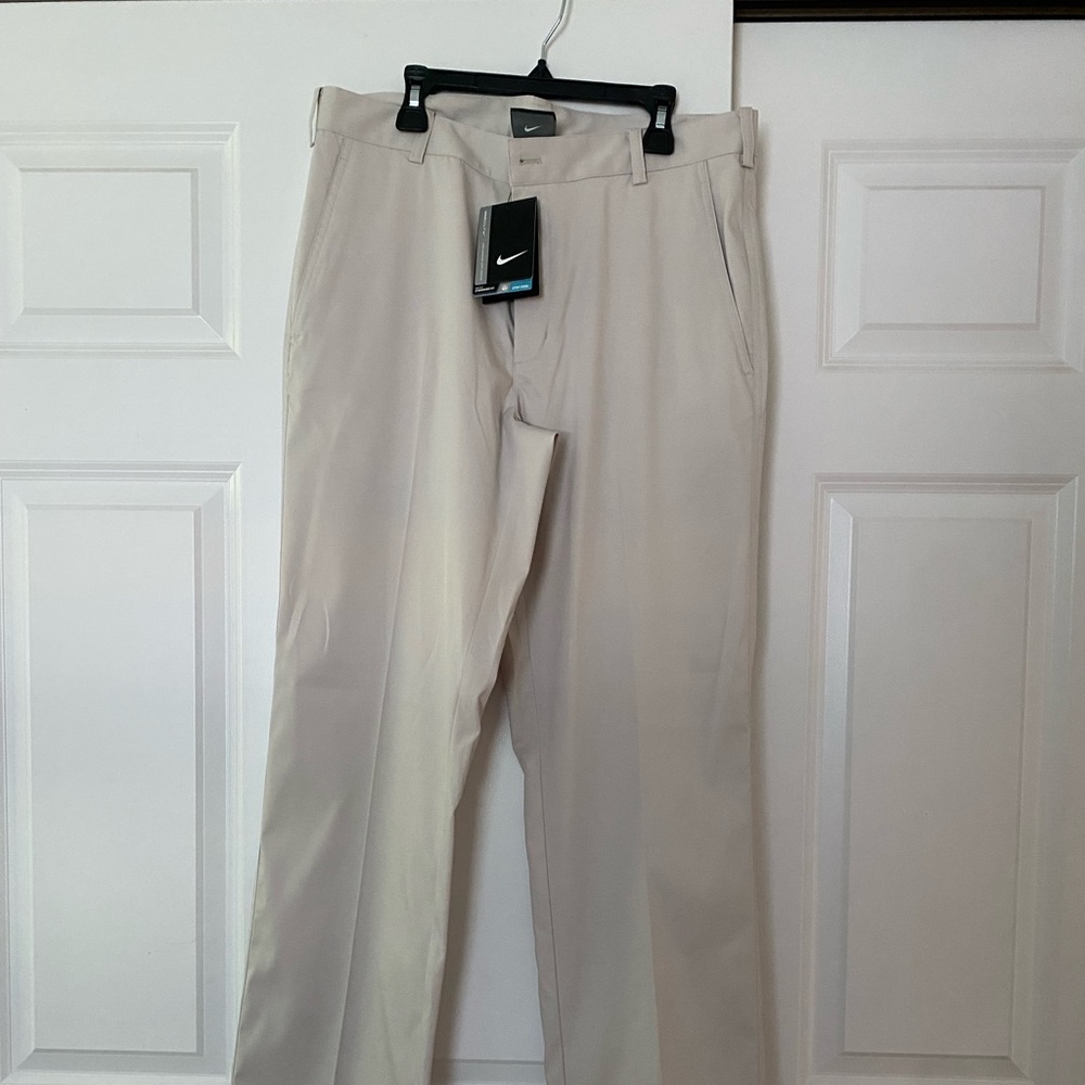 NWT Mens Nike Golf pants